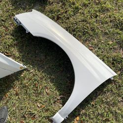 2004-2005 Subaru WRX Fenders