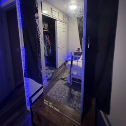 Jewelry Chest/Mirror