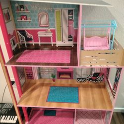 Dollhouse With Furniture 12 In Doll &Clothing 