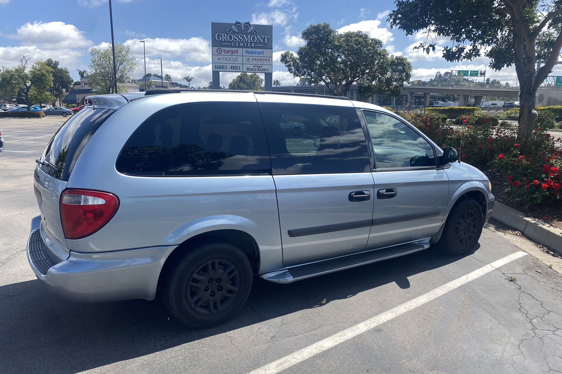 2005 Dodge Caravan