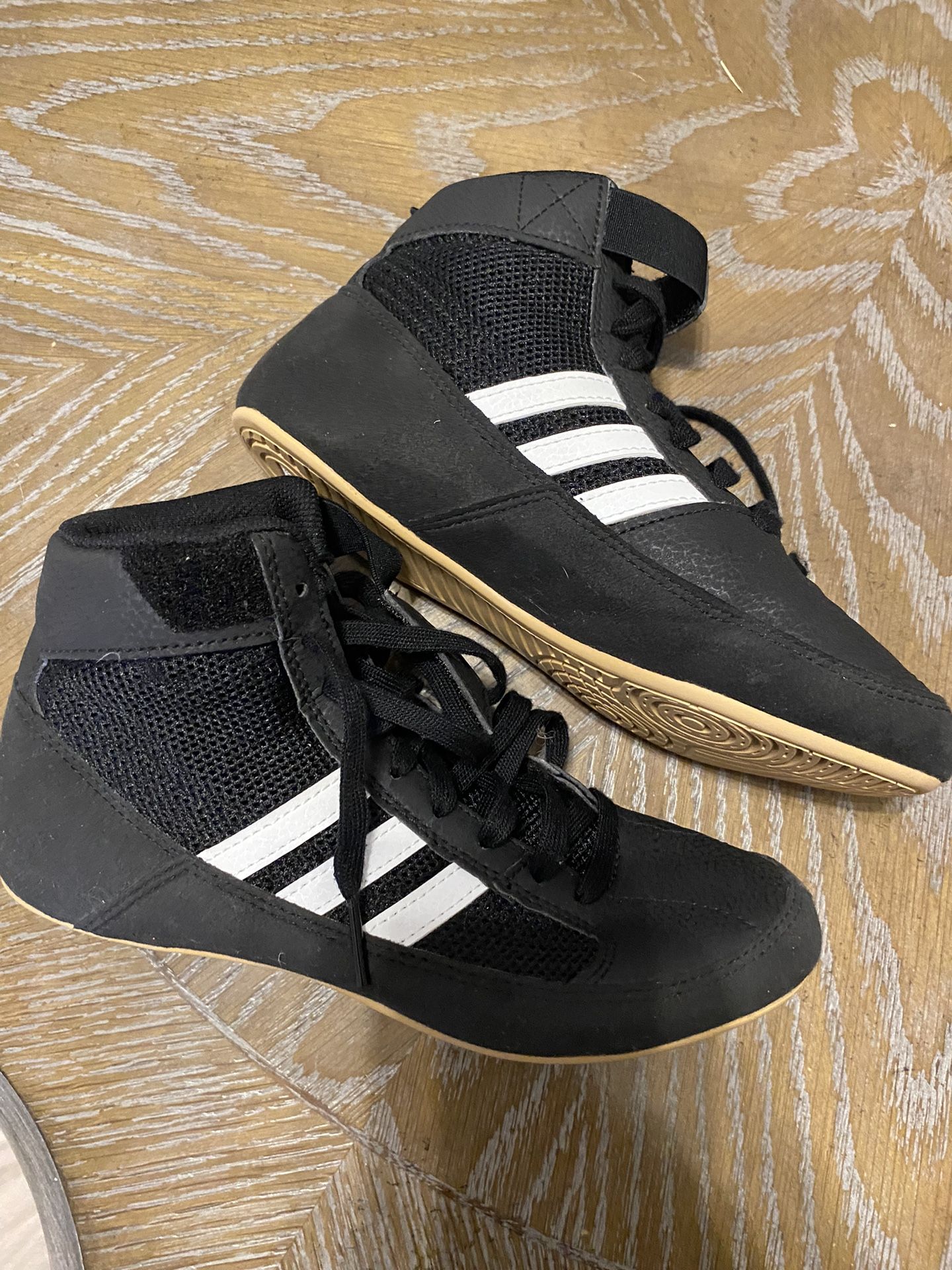 Adidas Youth Wrestling Shoes Size 3