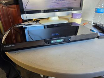 Samsung BD-D5700 - Full HD 1080p Blu-ray and DVD player