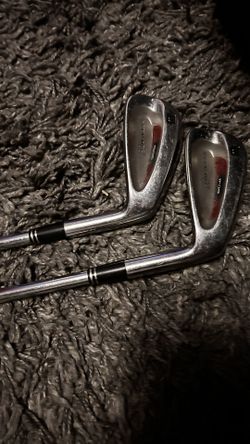Wilson Deep Red Tour Irons 6-7