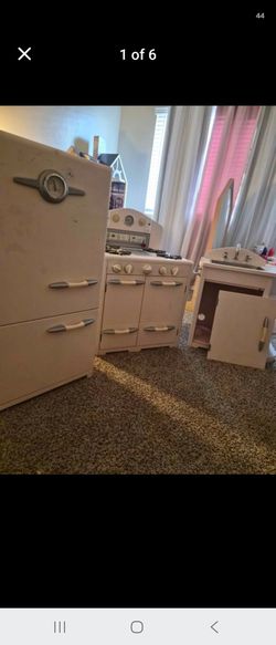 Pottery barn kids play kitchen