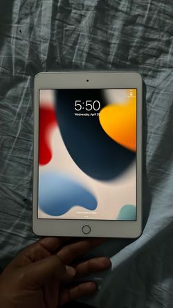 iPad Mini 5 ( Locked )