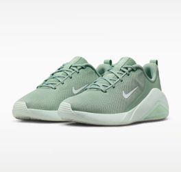 Nike Bella 7 / Woman's (FZ1689-005)