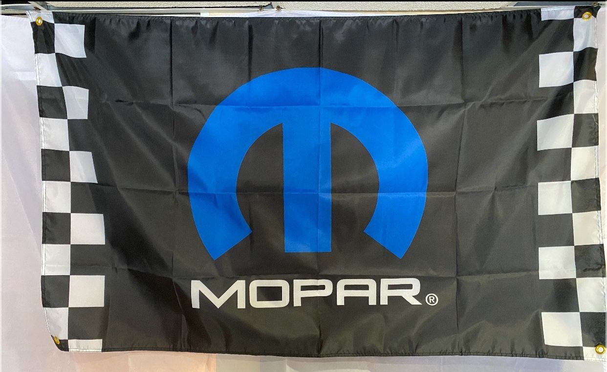 Mopar Wall Flag (3’x5’)