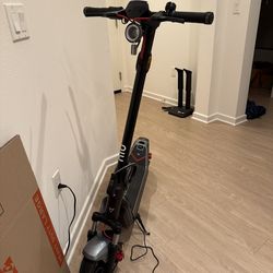 Electric scooter