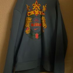 Nike Light Blue Sweater Dragon Size XL