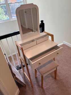 Small Vanity Set