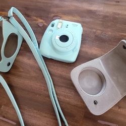 FujiFilm Instax Mini 9 with purse