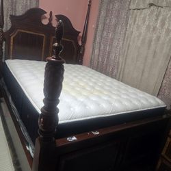 Queen Bed Room Frame 