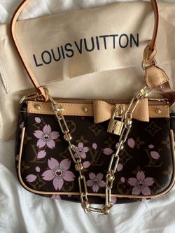 Louis Vuitton X Takashi Murakami - Cherry Blosson Pochette accesorie cloth Handbag.