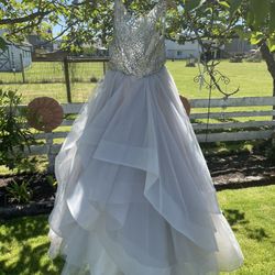 Haley Paige (Samples) Street Size 12 ‘Roni’ + 8  ‘Dori’ As Featured On Say Yes To The Dress