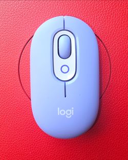 POP Mouse
Wireless Mouse with Customizable Emoji
Tested Battery ncluded 
Excellent condition