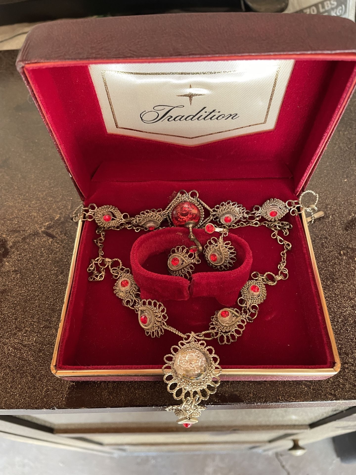 Antique Jewelry And Accessories Glasses 60’s