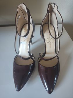 Jessica Simpson Brown Patent Size 7.5
