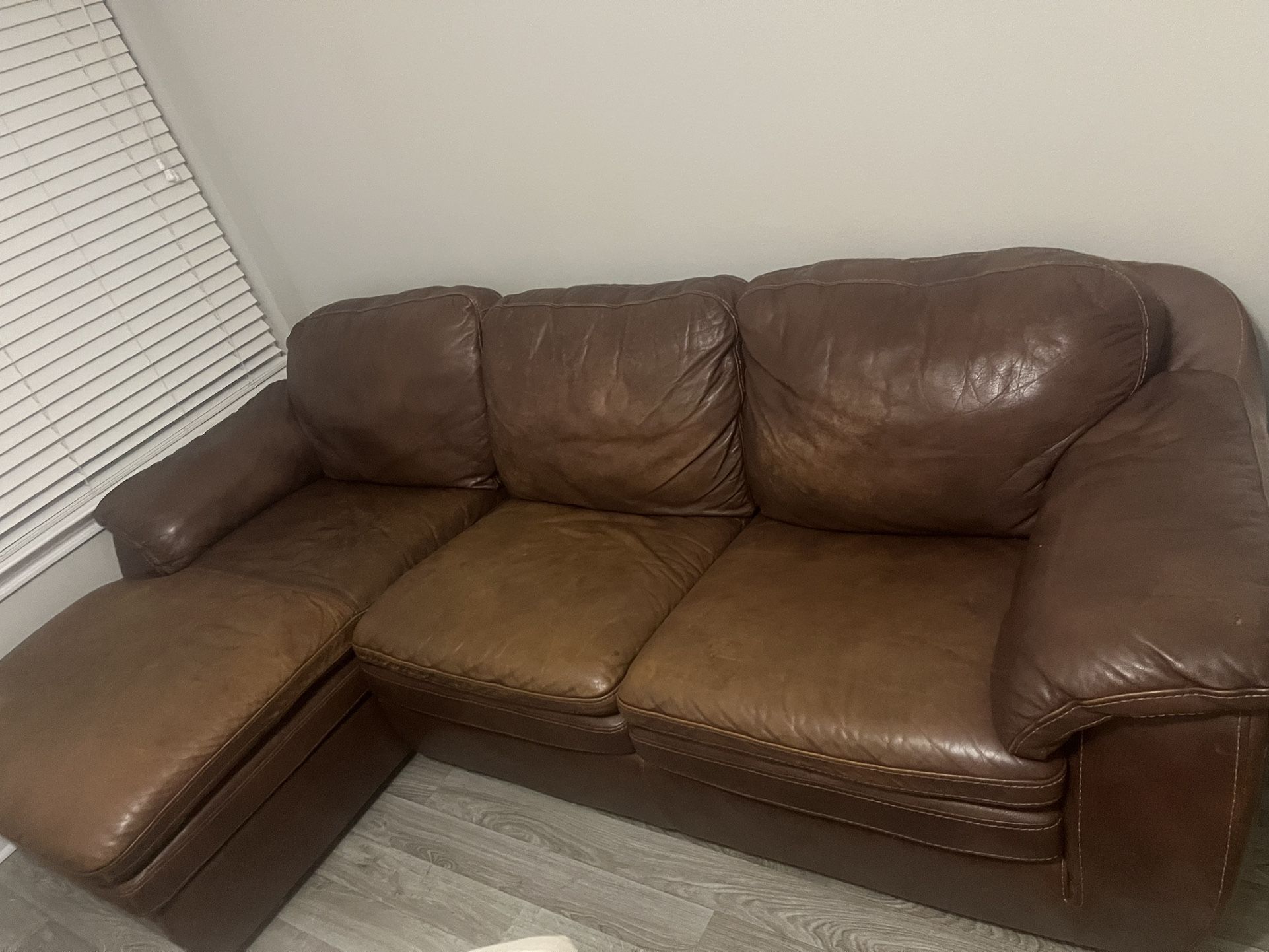 Brown Leather Sectional Sofa with Chaise – Comfortable and Spacious
