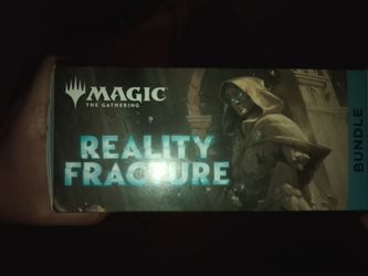 Magic: The Gathering Reality Fracture Bundle