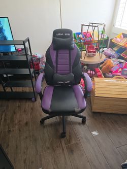 Gaming chair