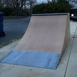 Skateboard Ramp