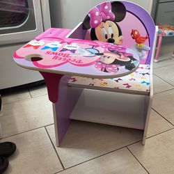 Minnie Desk