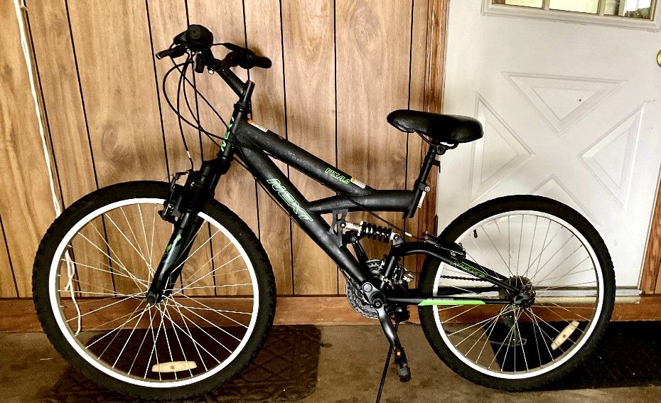 USED 24" Next PX 4.0 Unisex Mountain Bike with Full Suspension, Black.