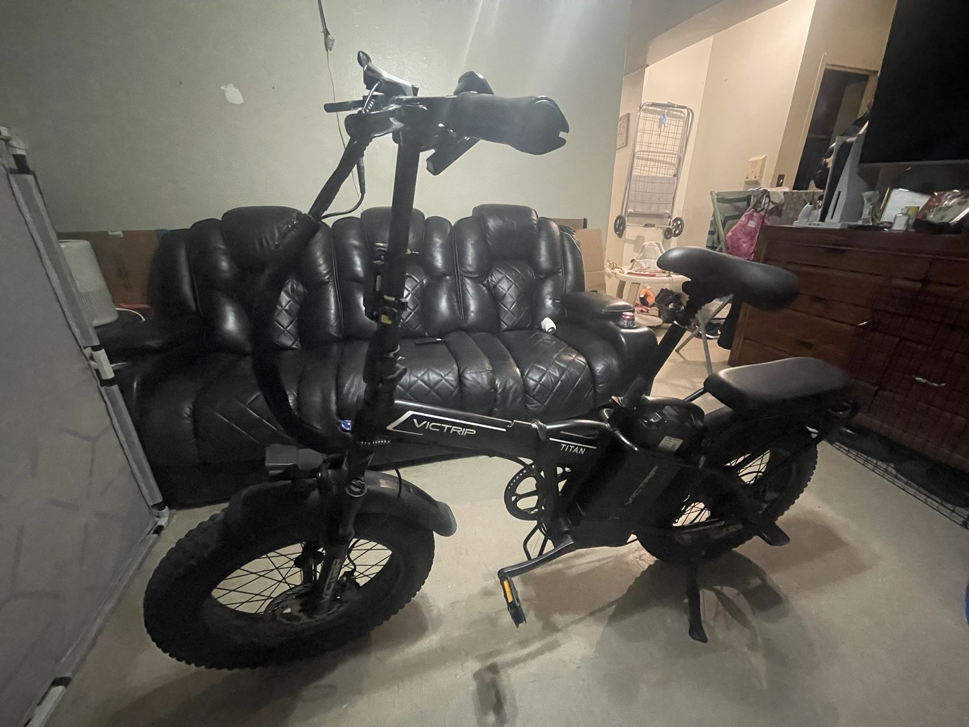 VICTRIP 32Ah Large Battery 100 Miles Long Range 750W Folding Electric Bike for Adults Shimano 7-Speed Cruise Control