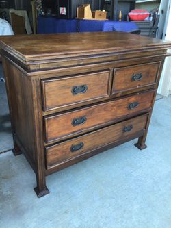Wood dresser