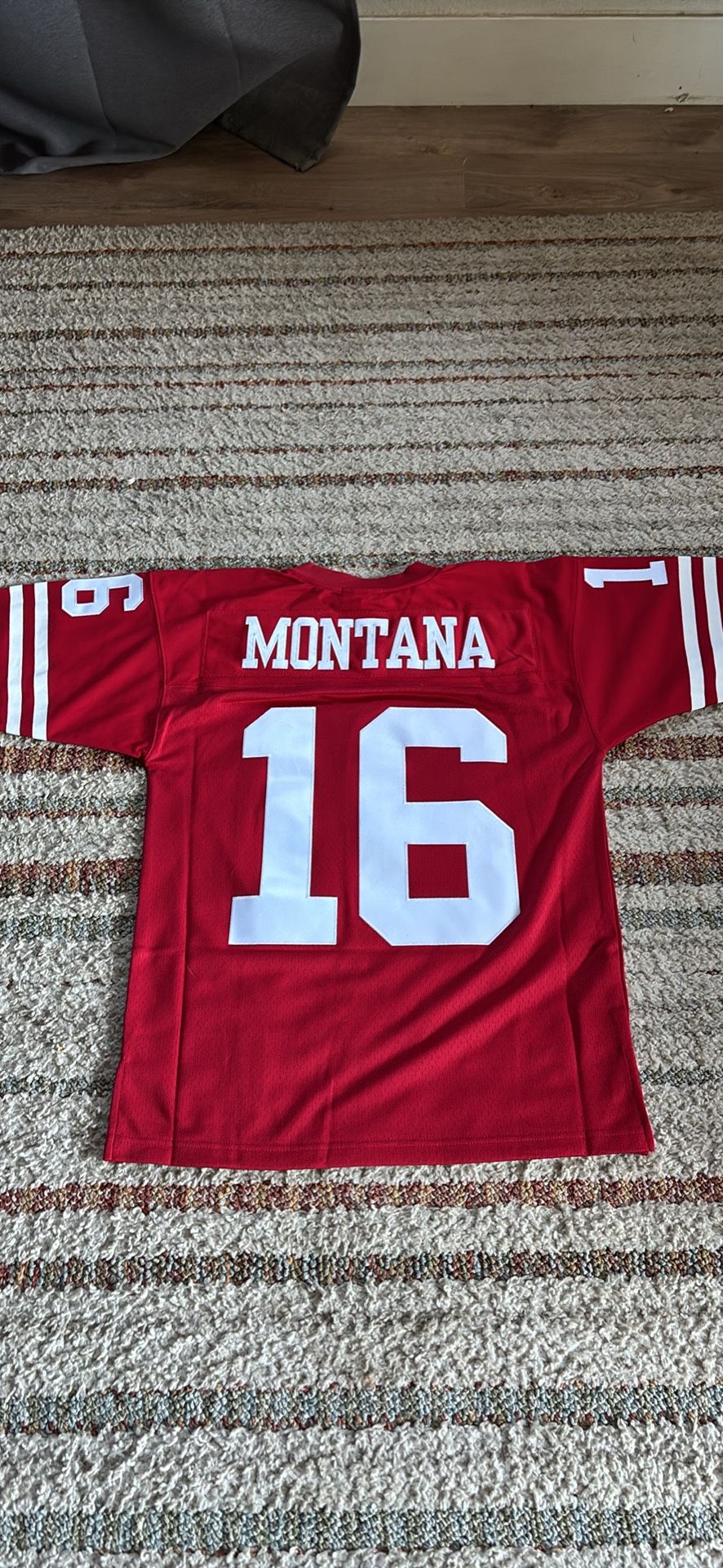 π Authentic Joe Montana 49ers Jersey β Size M β Brand New!
