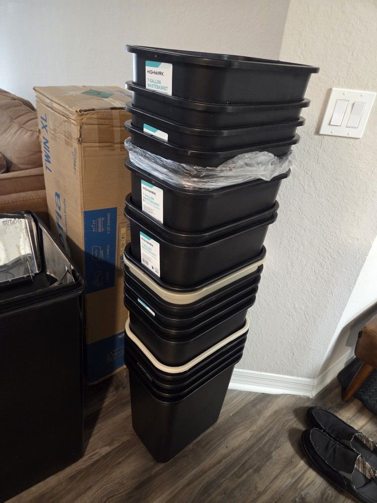 Trash Can 7 Gallons
