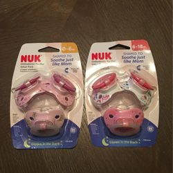 Baby - GIRL Orthodontic NUK Pacifier SET - NEW