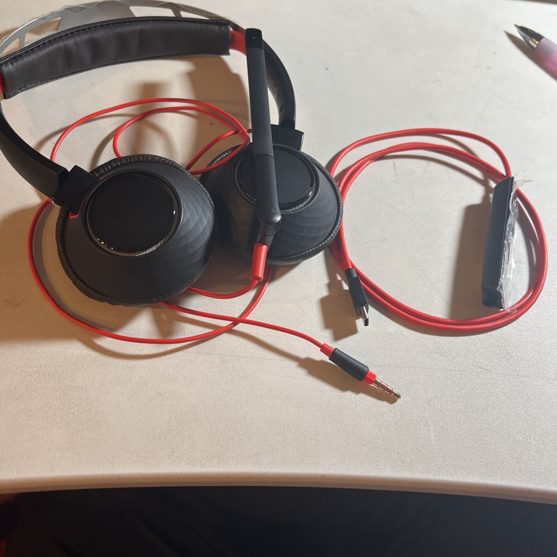 Poly Conference Headphones With usb c Adapter & Carrying Case