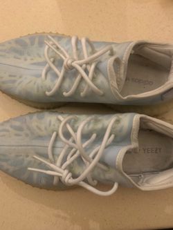 Yeezy mono ice size 11