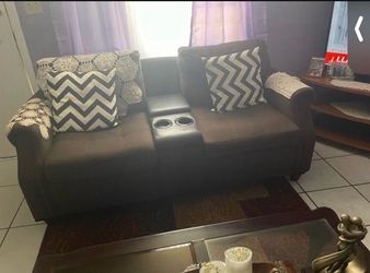 Couch set