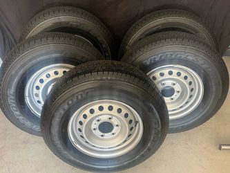 5 Ford Bronco Base 16” factory takeoffs