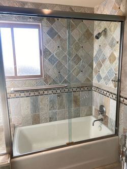 Doors for tub