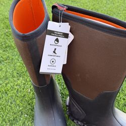 TrailMist rubber boots from Trudave. Trudave Equipment