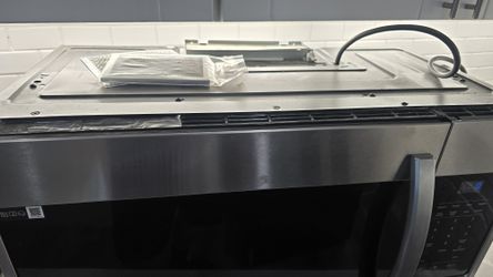 Microwave- oven -kitchen hood