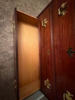 Thomasville Vintage 9 Drawer Highboy Mahogany