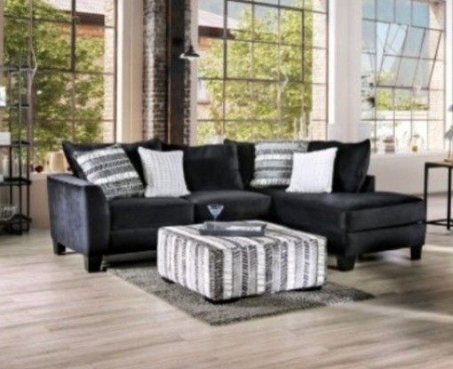 Brand New Black Sectional Sofa (Ottoman Sold Separately)(Pillows Included)