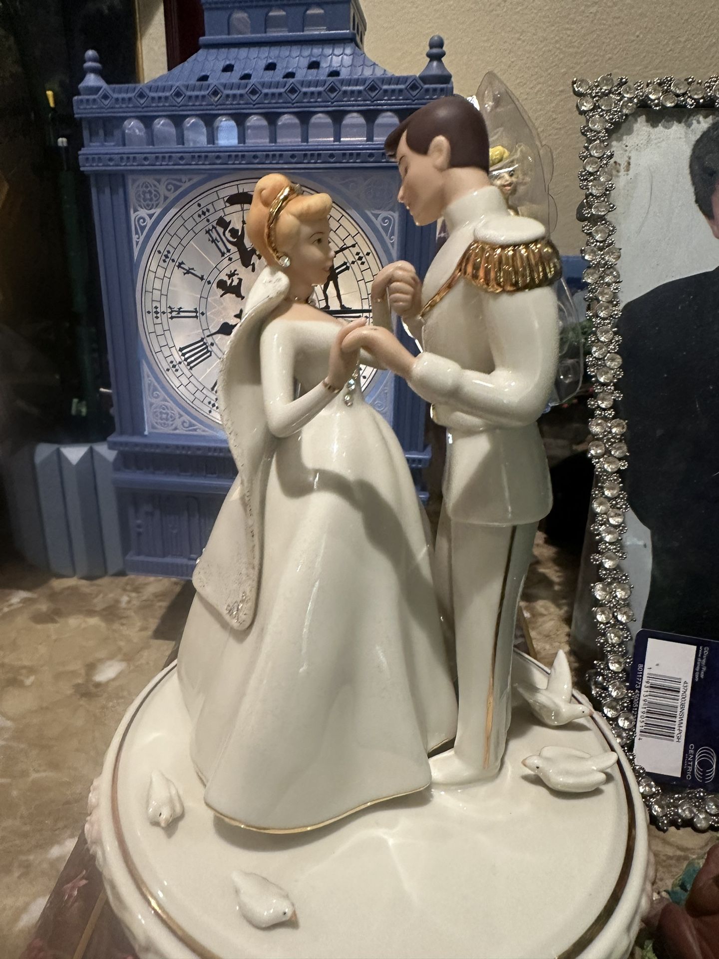 LENOX Disney CINDERELLA WEDDING DAY CAKE TOPPER Prince Charming