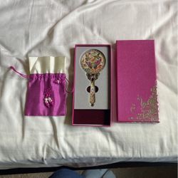 Gift - Hand Mirror