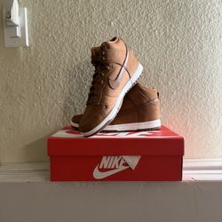 Nike High Tops Women