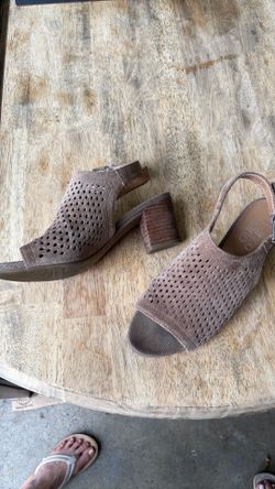 Franco sarto tan leather heals