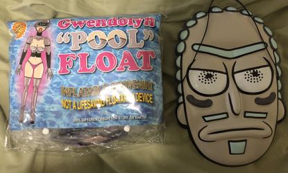 Rick & Morty Gwendolyn Pool Float & Mask
