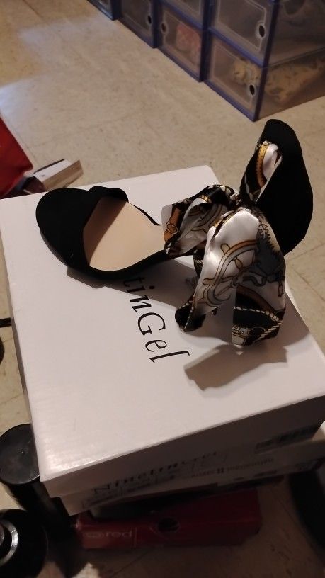 Heels Black