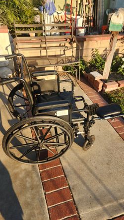 Wheelchair- Cilla De Ruedas