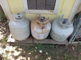 Gas tanks