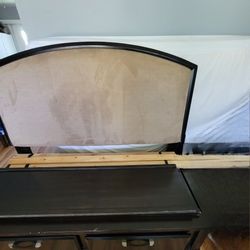 Bed Frame And Mattress 